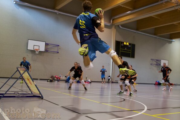 20131102LaChauxDeFondsLancySharks_LFrelechoux_0030